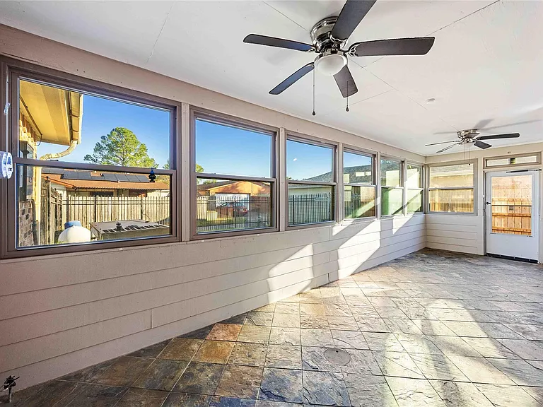 14515 Merry Meadow Dr — Photo 13