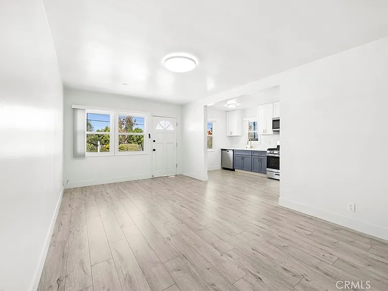 1614 Orange Ave — Photo 3