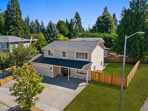 3rd image of 20133 7th Ave SE