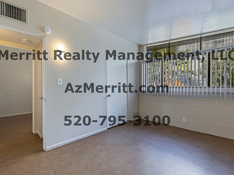 3647 E 2nd St #106 — Photo 21