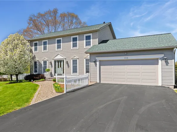 1113 Erie Street Rd, Macedon, NY 14502