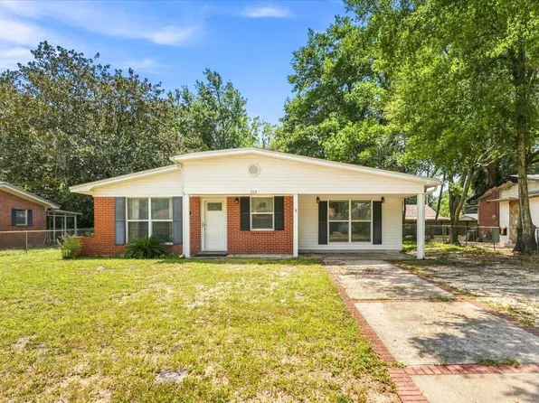 213 Newcastle Dr, Fort Walton Beach, FL 32547