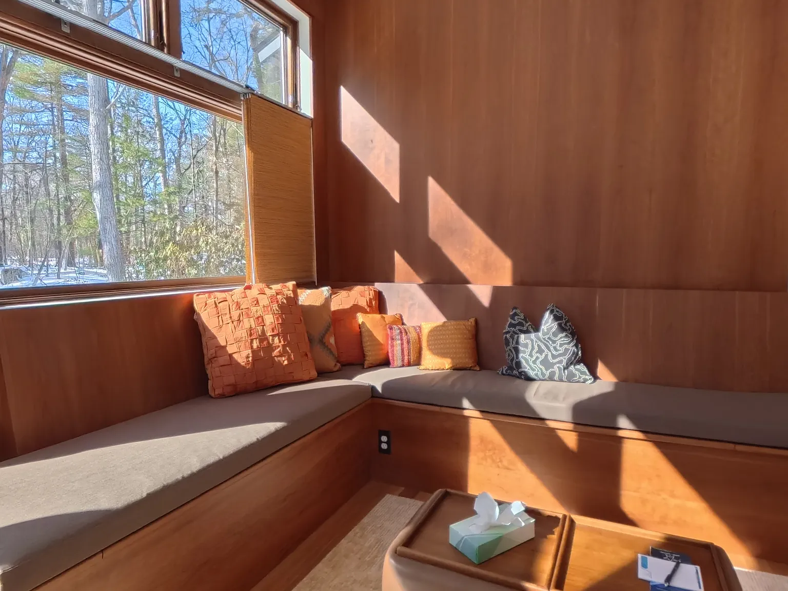 5 bed, 4.0 bath, 4000 sqft, $15,000 — Photo 4