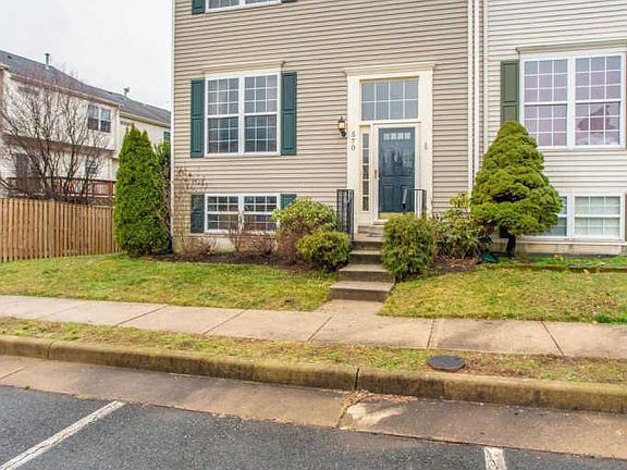 3rd image of 570 Tuliptree Sq NE