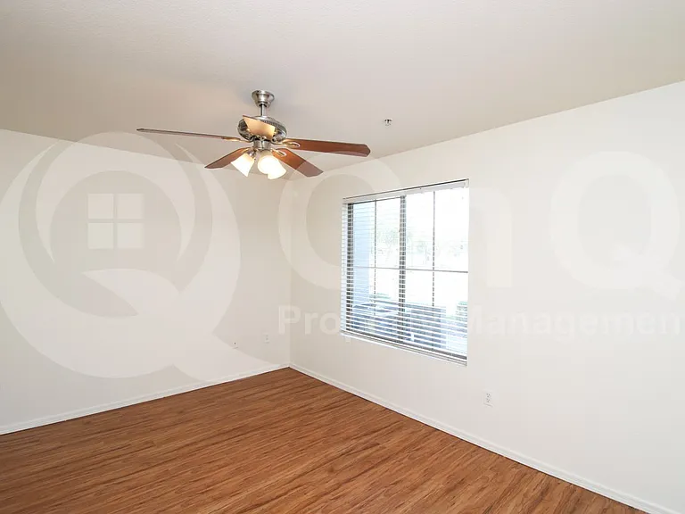 2402 E 5th St #1562 — Photo 14