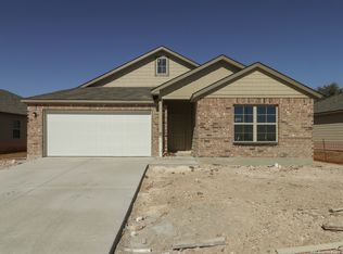 1140 Eagle Xing, Seguin, TX 78155