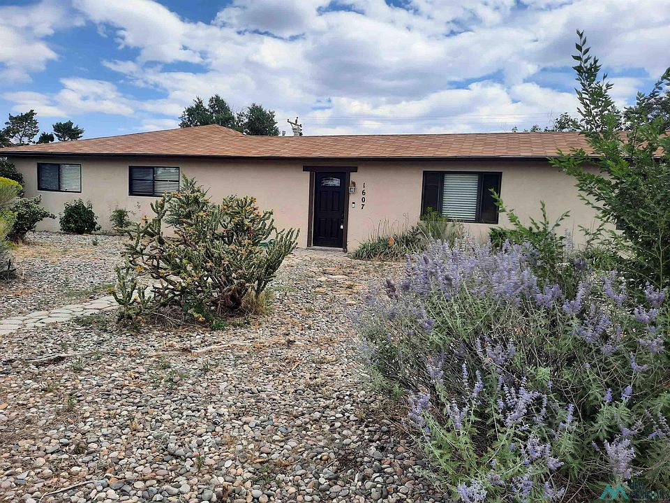 1st image of 1607 Red Rock Dr