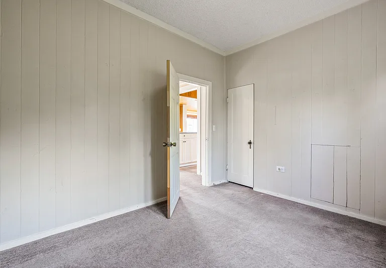 7841 12th Ave NE — Photo 10