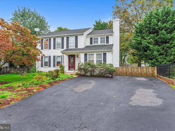 17805 Hazelcrest Dr, Gaithersburg, MD 20877