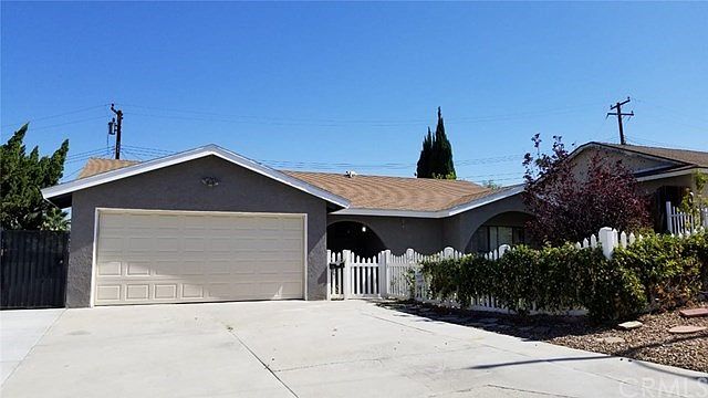 1st image of 3215 E Pinefalls Dr