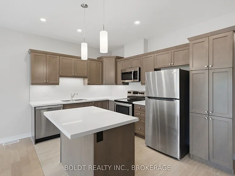 7138 Parsa St #6 — Photo 4