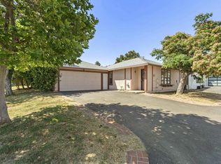 41124 Via Halcon, Temecula, CA 92591