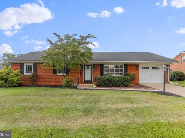 515 Mentzer Ave, Chambersburg, PA 17201