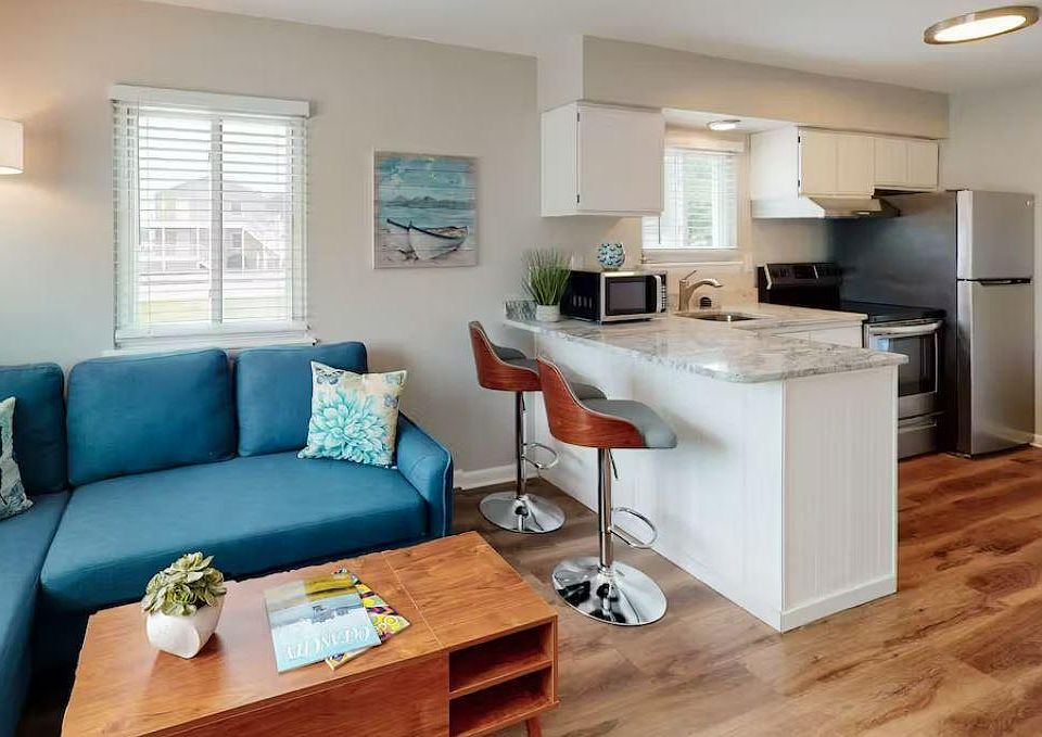Counter top breakfast area