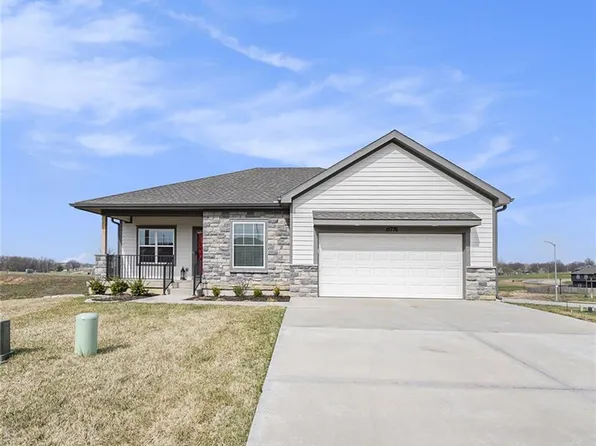 15776 Shelby Ct, Basehor, KS 66007