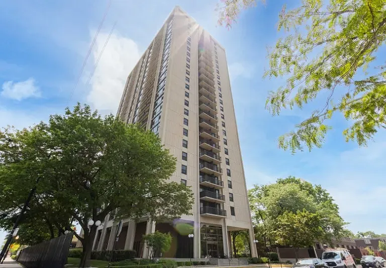 2605 S Indiana Ave #1806 — Photo 1