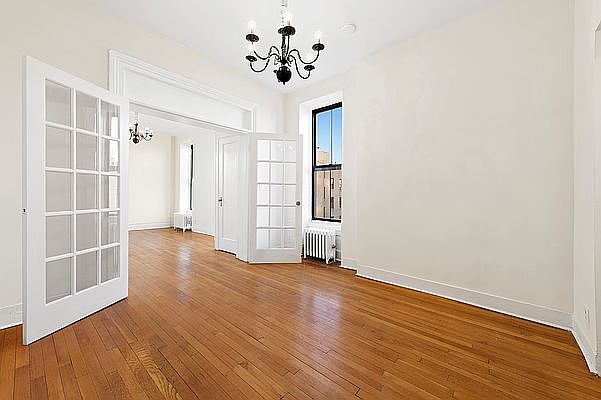 1st image of 184 W 10th St APT 5D