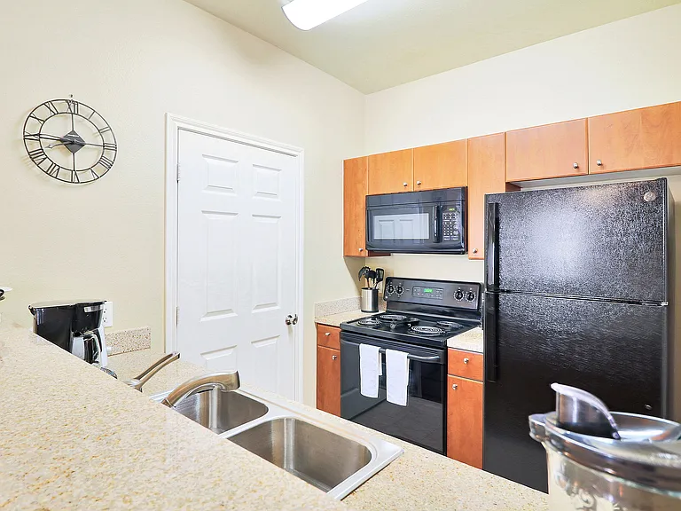 Stone Manor Apartment Homes — Photo 23