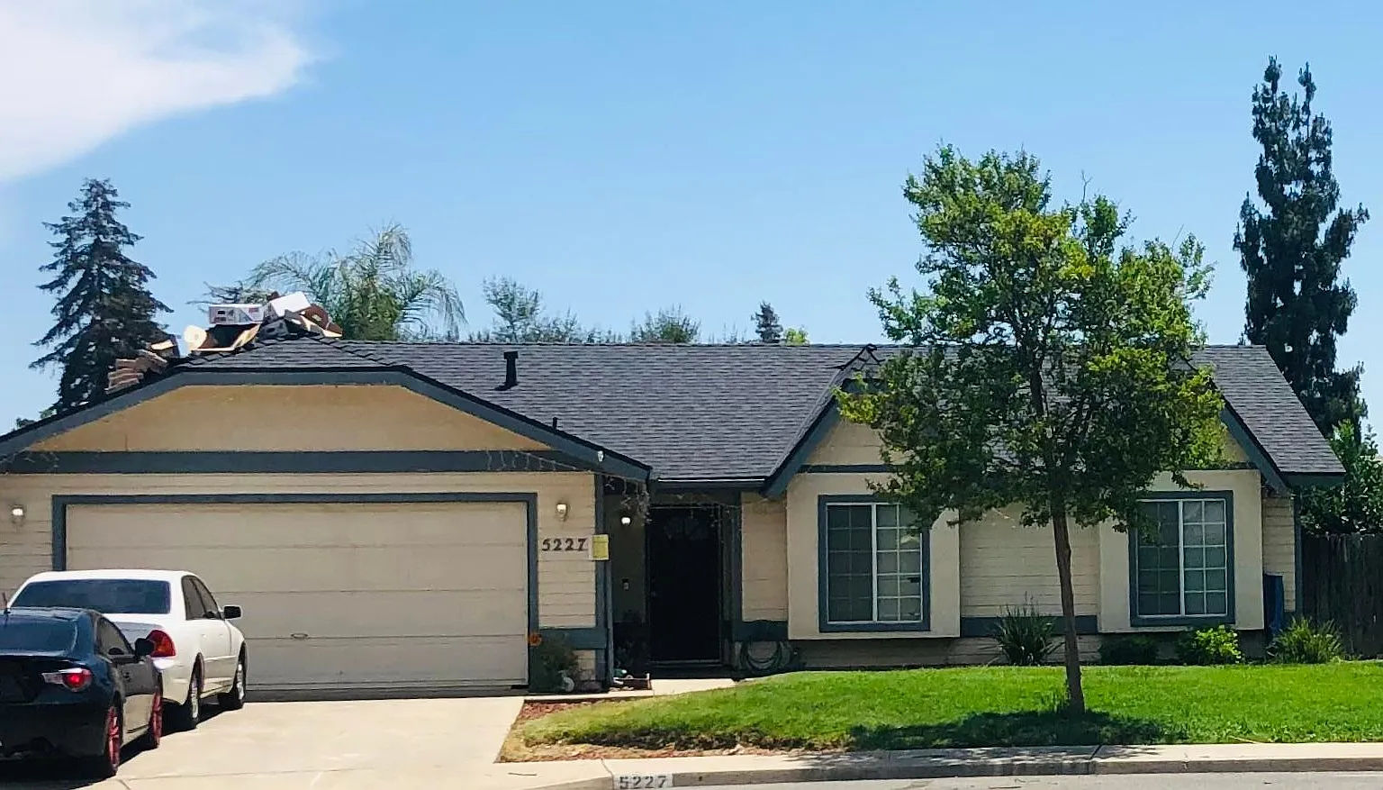 5227 W Howard Ct — Photo 1