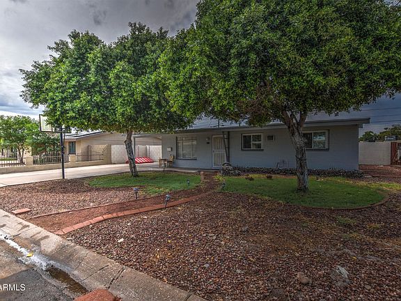 4th image of 4212 N 50th Ave