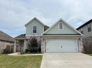 1513 Park St, Lowell, AR 72745