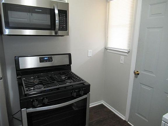 5th image of 1170 Peabody Ave APT 7