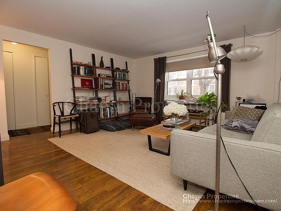 2nd image of 85 Chestnut St APT 6