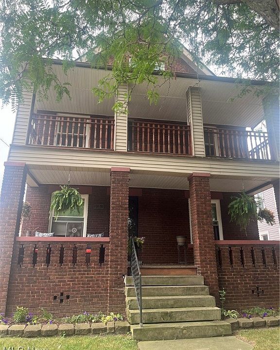 1st image of 2053 Halstead Ave Unit 2