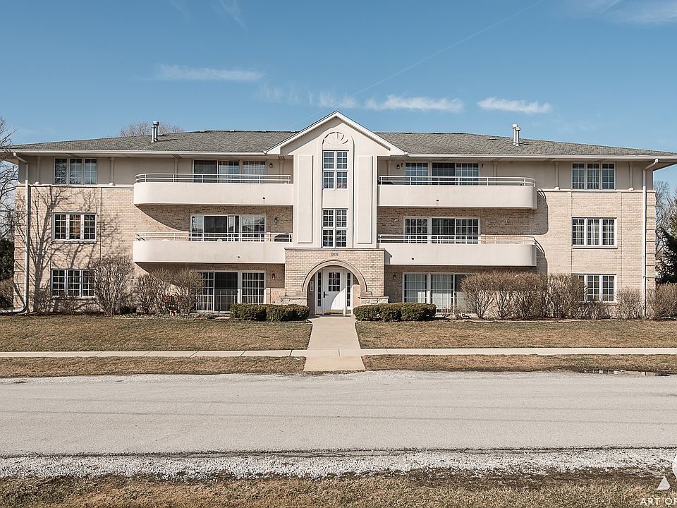 1st image of 10836 S 76th Ave APT 2E