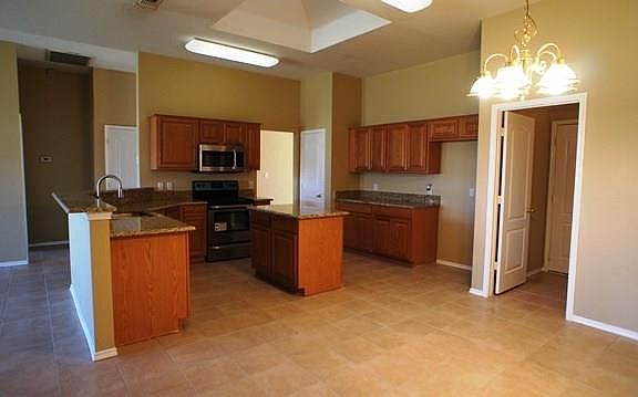 4th image of 1535 Wolf Creek Dr