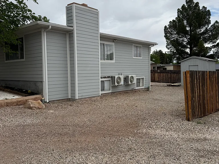 49 N Village Way #3 — Photo 2