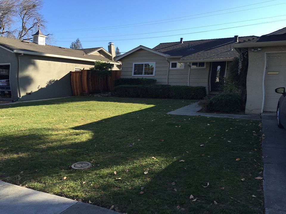 1st image of 4982 Capistrano Ave