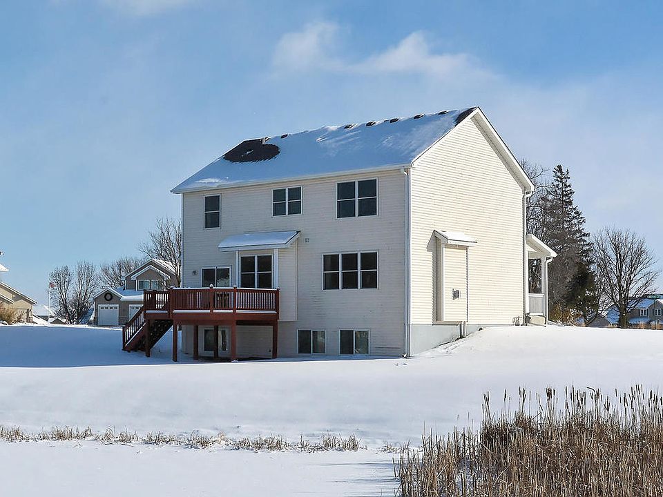 2nd image of 1340 Pond Cir