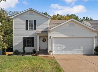 515 Donna Marie Dr, Wentzville, MO 63385