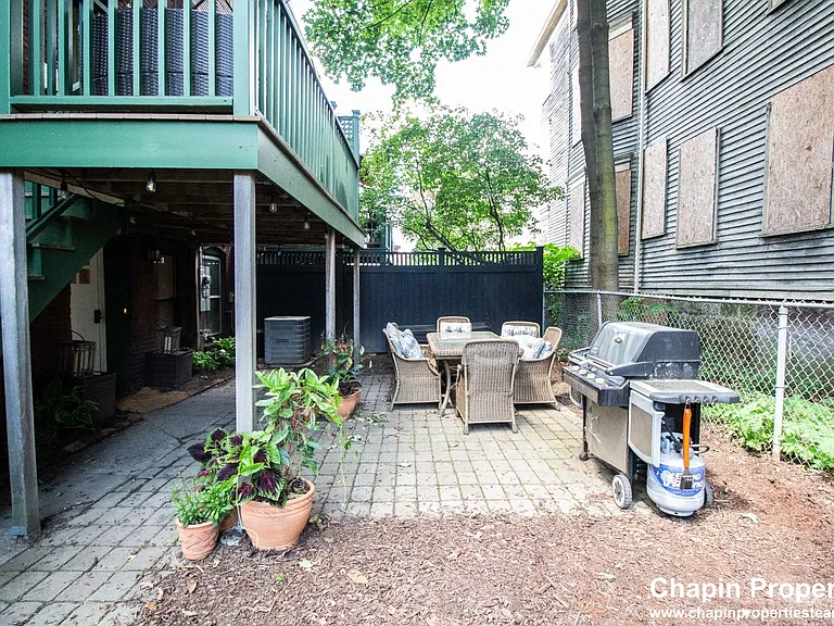 158 Cypress St — Photo 25