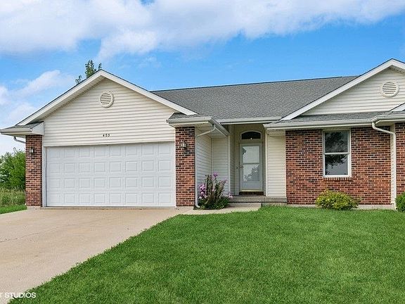 2nd image of 403 Lake Lida Ln