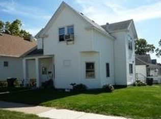 1424 W 4th St, Sioux City, IA 51103