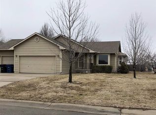 2725 Rutland Ln, Augusta, KS 67010