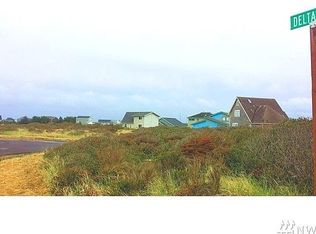 1354 Ocean Shores Blvd SW, Ocean Shores, WA 98569