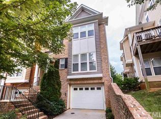 343 Rose Walk Ln, Carrboro, NC 27510