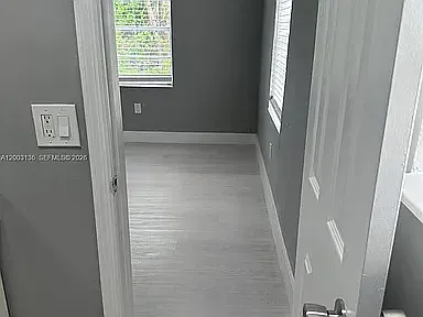 Anchor Bay Apartments — Photo 29