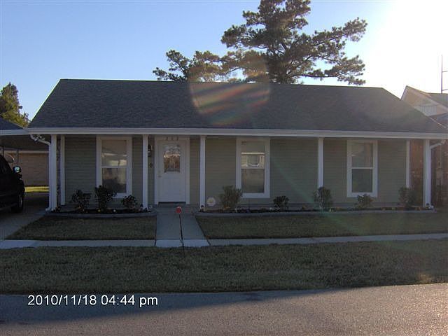 1st image of 208 W Saint Jean Baptist St