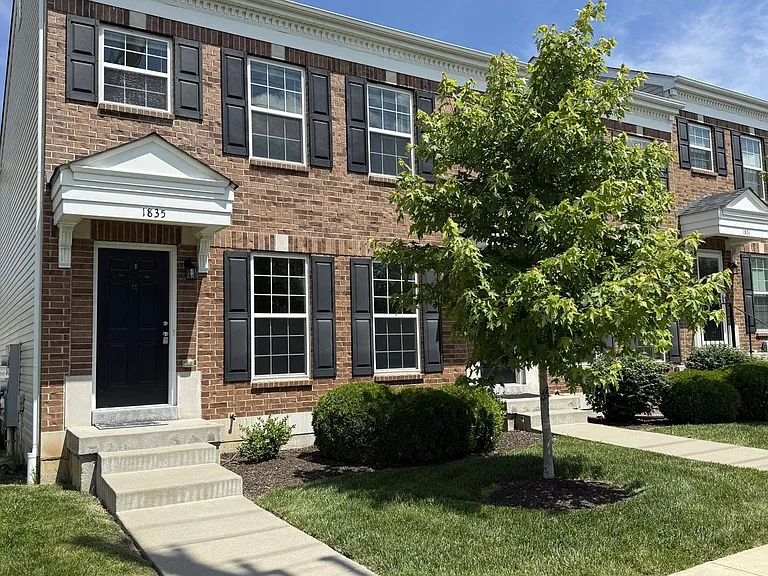 1835 Basston Dr — Photo 1
