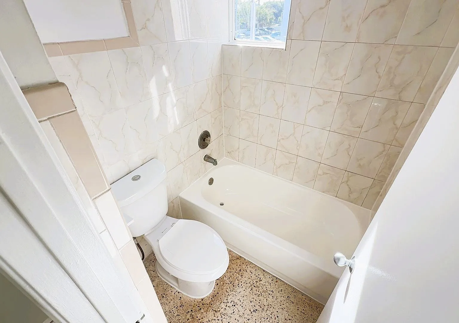 Giovanna Apartments — Photo 4