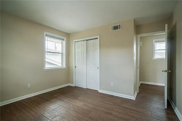 1621 Caton Ct — Photo 17
