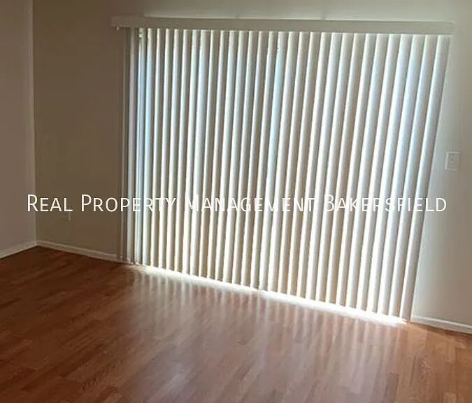 2423 Olive St #2423 — Photo 4