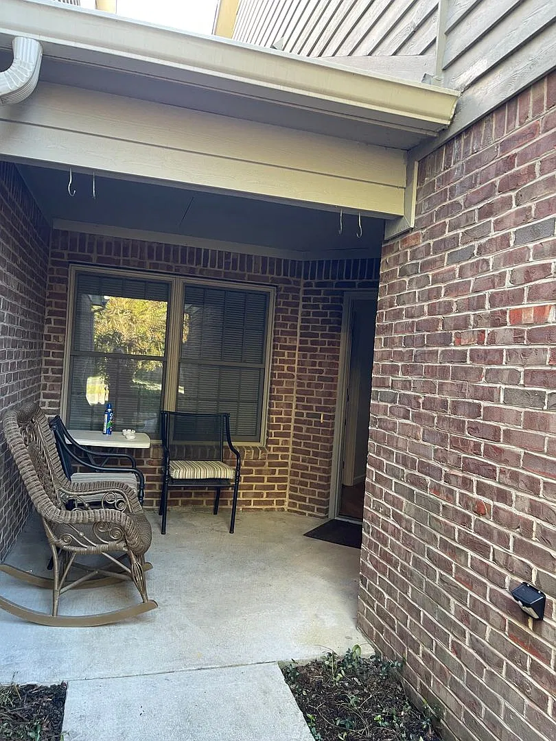 Come View This Beauty! — Photo 1