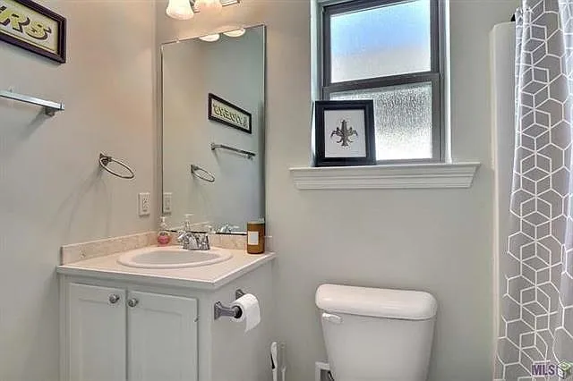 10832 Moss Pointe Dr — Photo 13