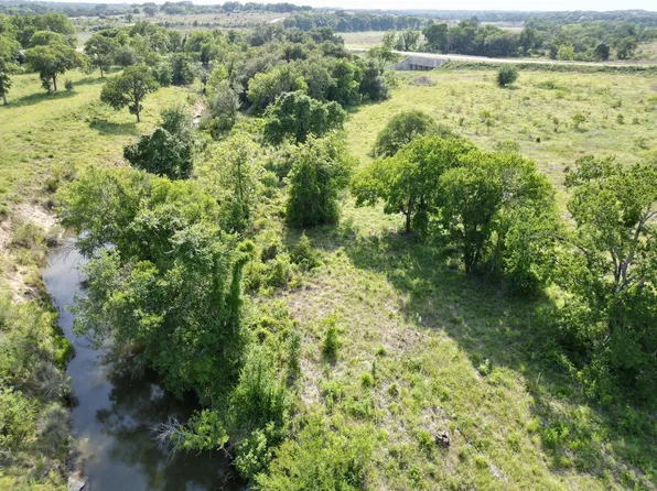 32 Serenity Dr, Bertram, TX 78605