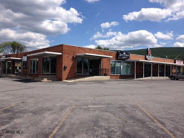 1st image of 1801 Valley View Blvd